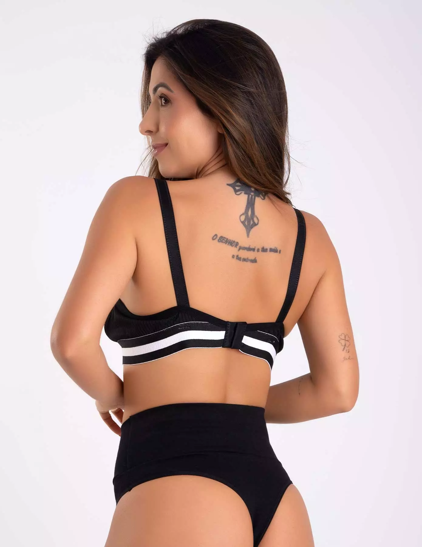 Sutia-preto-com-Bojo-Canelado-Conforto-STBMF023